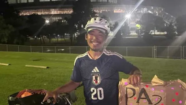 This is Yuto Sato, a ����ֱ�� student that biked 1,200 miles to the World Cup in Texas.