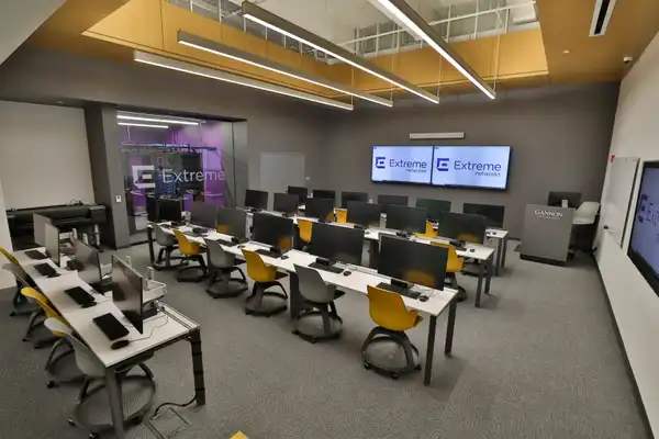 Extreme Network Lab and GIS Center
