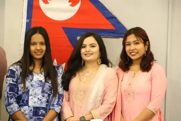 Global students attending International Night at ˶ƽ.