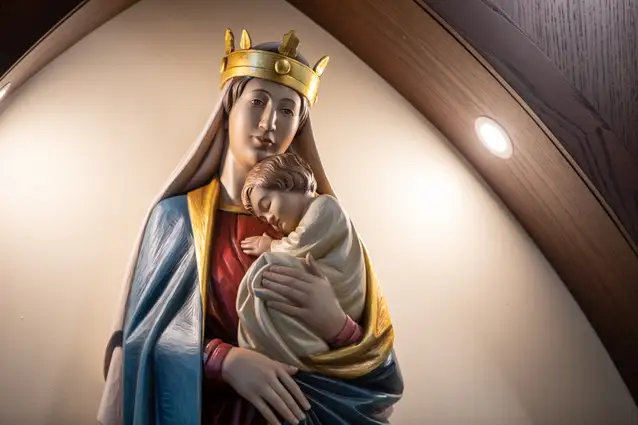 Mary, Seat of Wisdom Statue