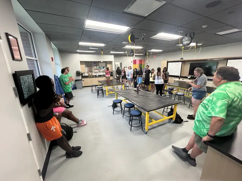 ����ֱ��’s Project NePTWNE, First Waves partner to inspire future leaders through science, adventure, storytelling
