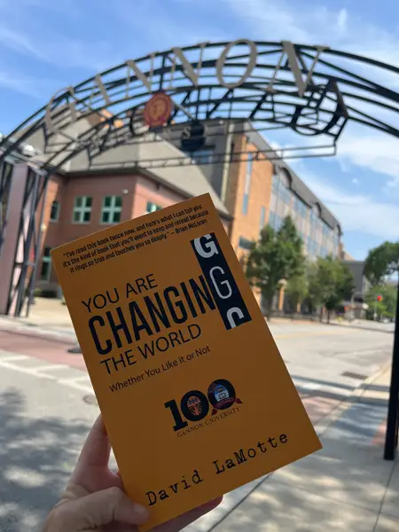 ������Ƶ READS You are Changing the World